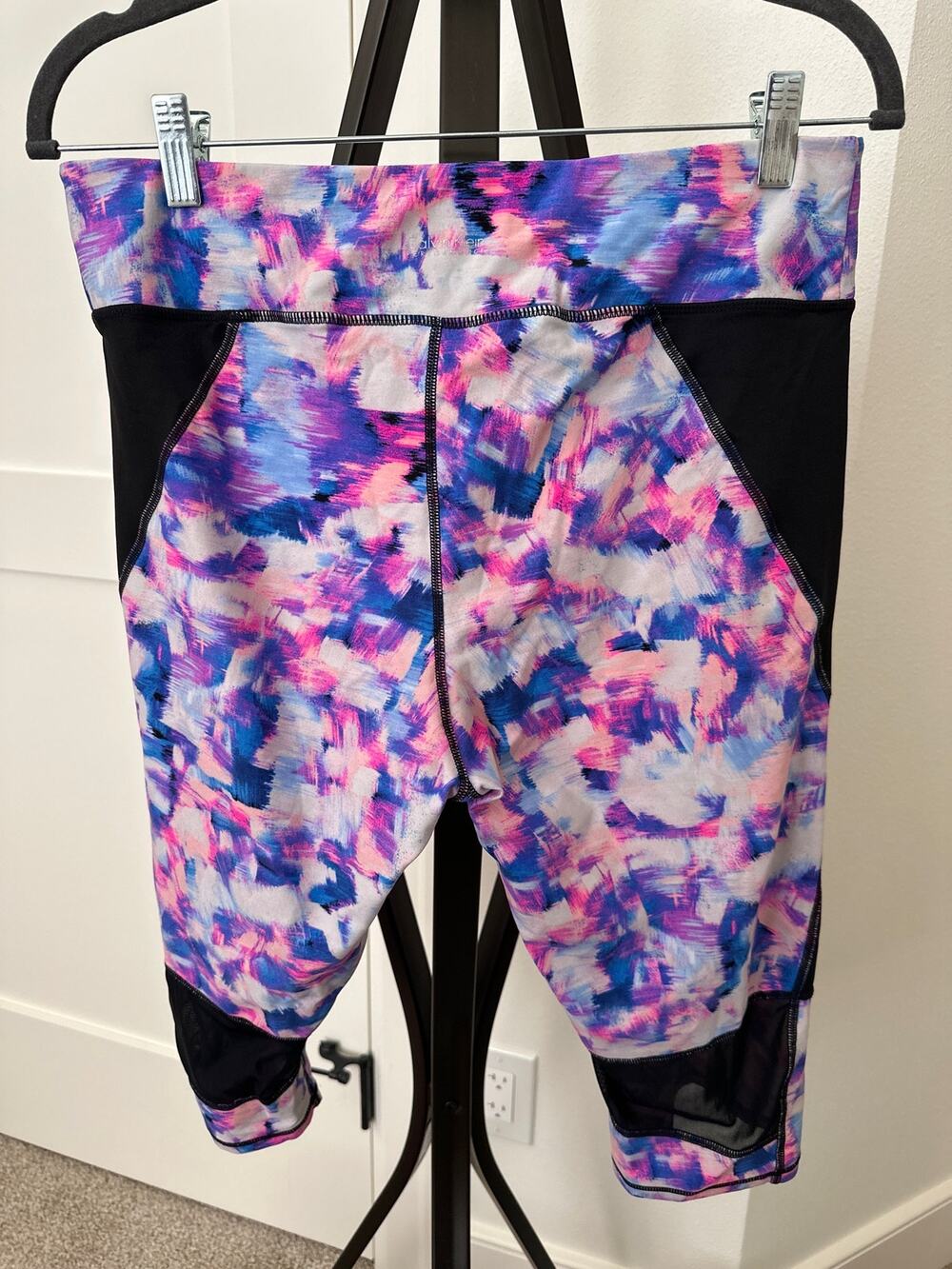 Calvin Klein Performance Quick Dry XL Athletic Capri Pants Pink Purple Black
